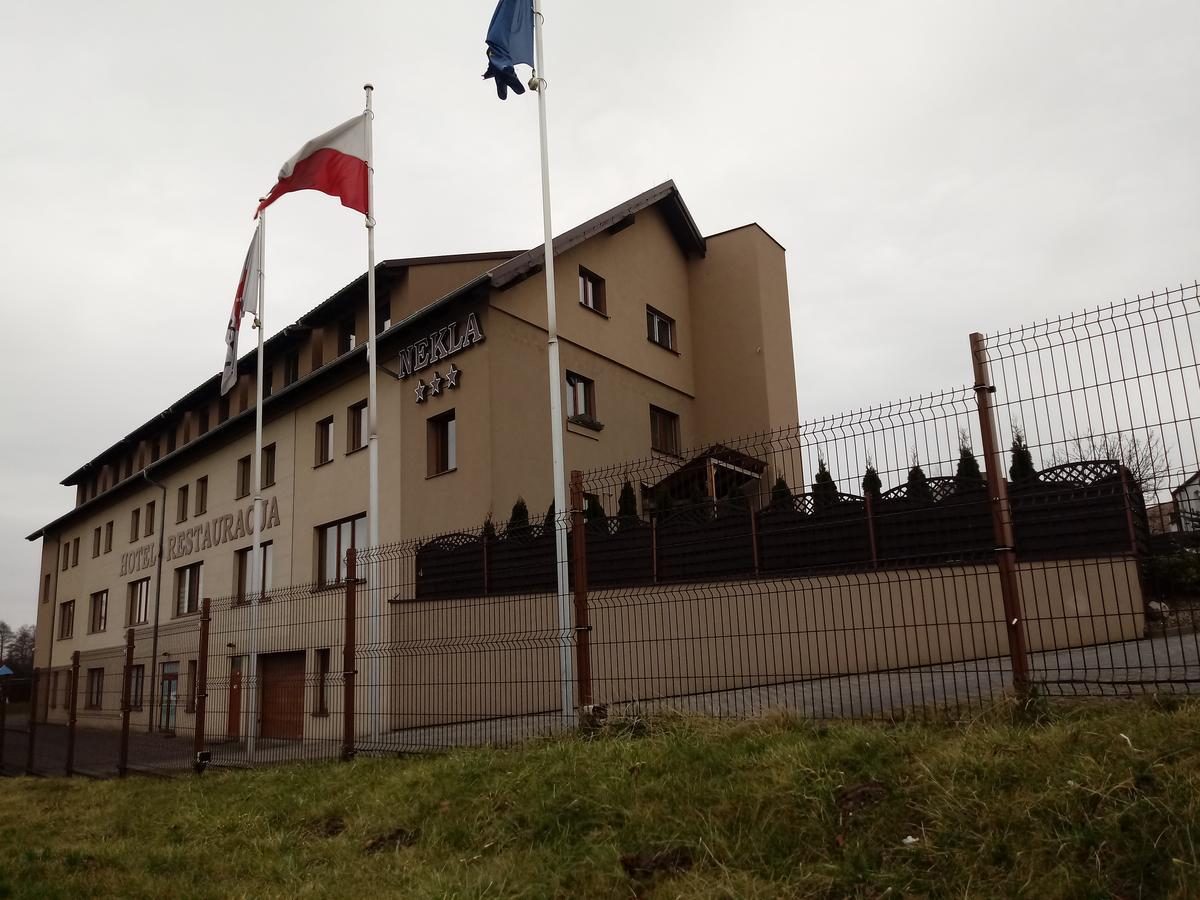 Hotel Nekla Buitenkant foto